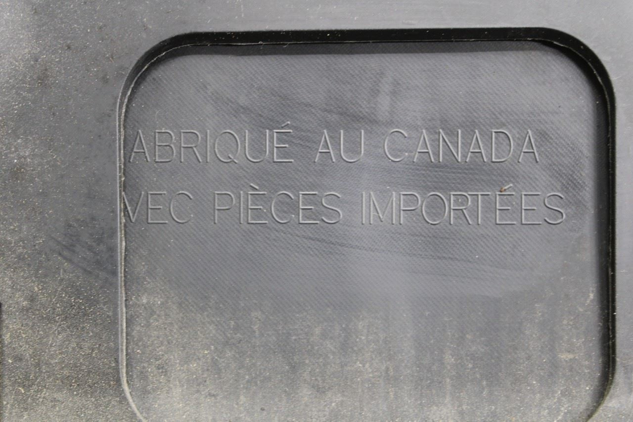 2017-2023 GMC Acadia SLT-1 Rear Right Side Door Lower Body Molding 85617230 OEM - Alshned Auto Parts
