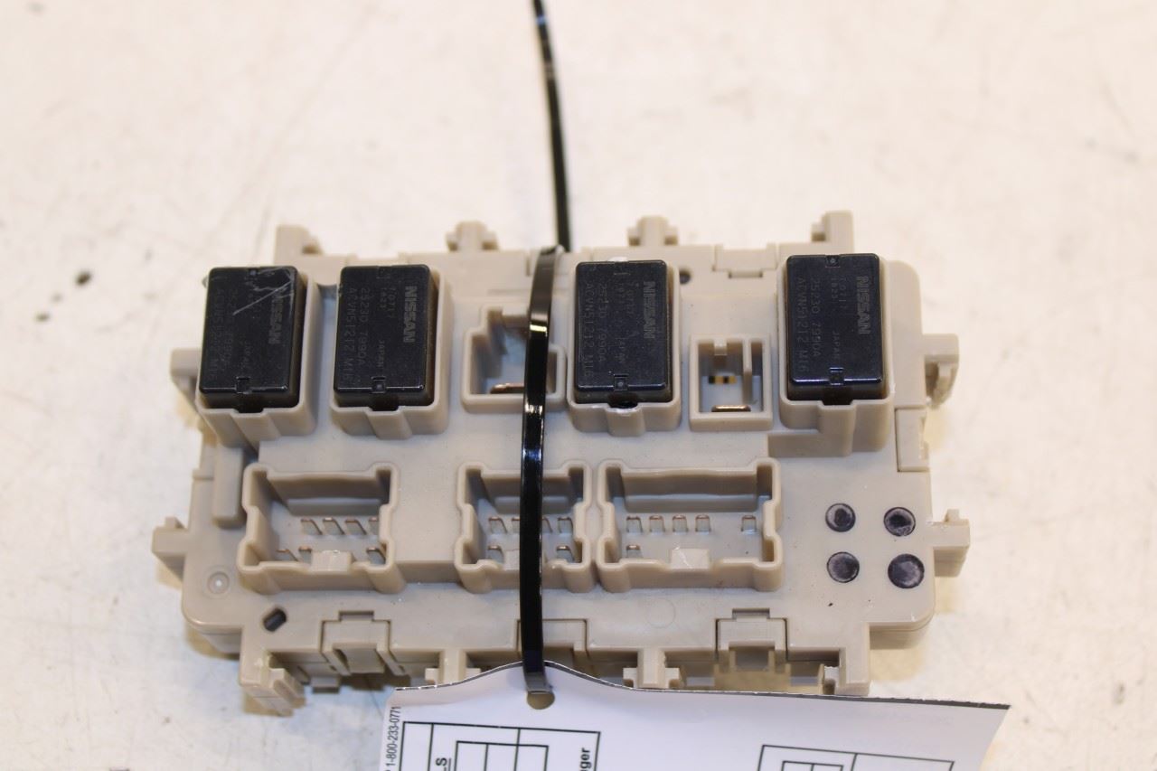 14-19 Infiniti QX60 3.5L Cabin Instrument Panel Fuse Relay Junction Block *ReaD* - Alshned Auto Parts
