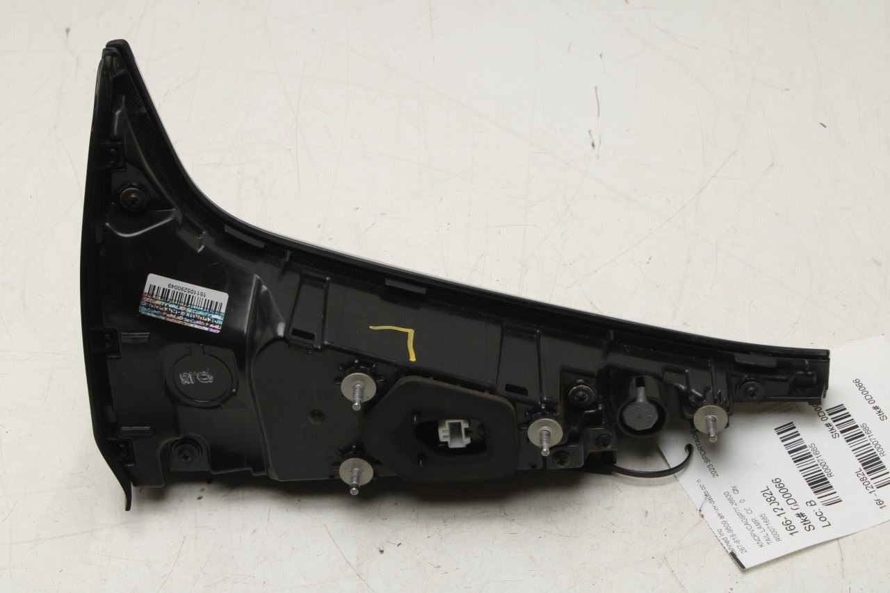 2023-25 Kia Sportage Hybrid EX Rear Left Driver Side Tail Light Lamp 92403-P1000 - Alshned Auto Parts