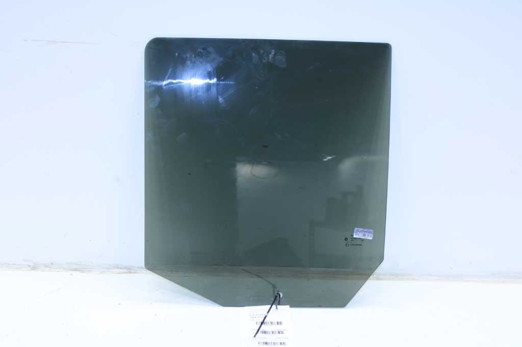 2009-2018 Jeep Wrangler Sahara RR Left Driver Side Door Window Glass 55395735AA6