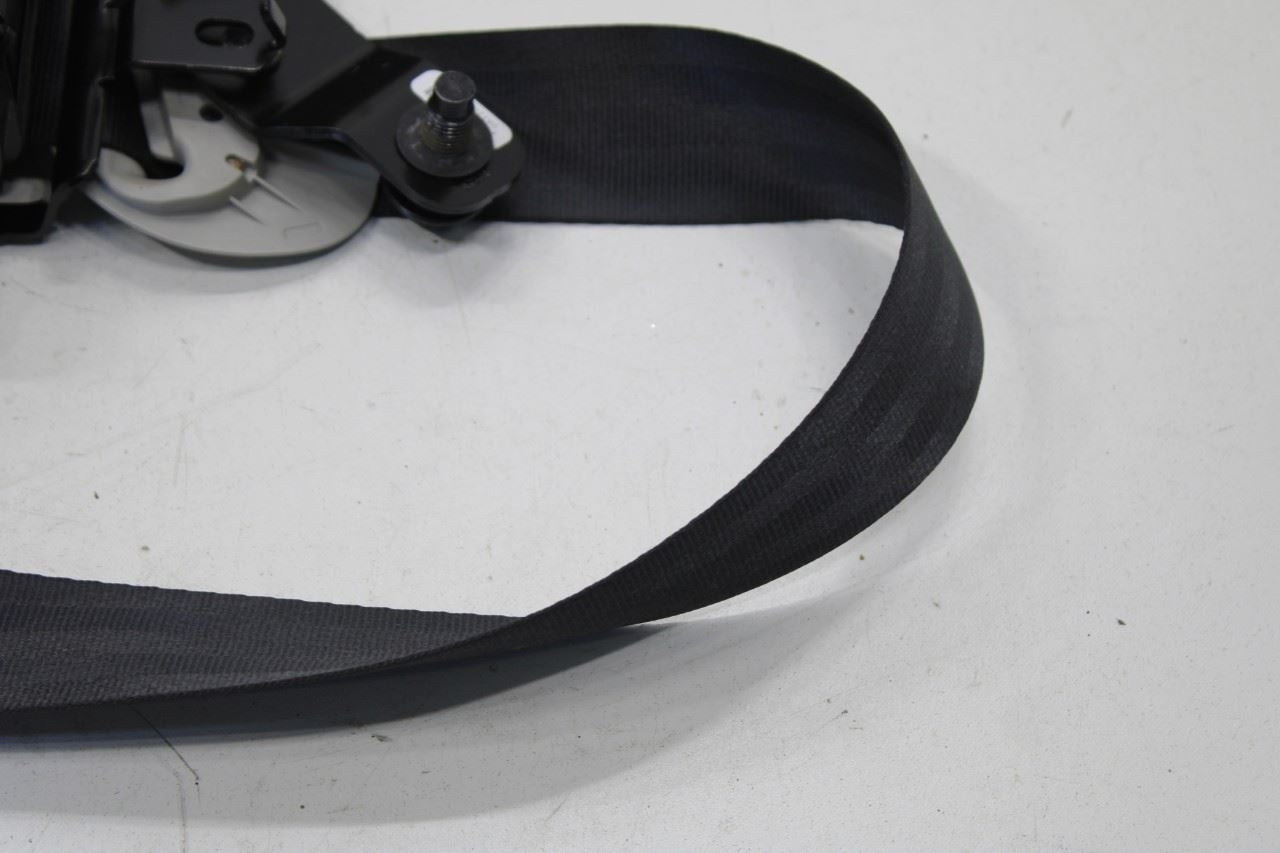 15-20 Kia Sorento LX 3.3L FWD Rear Driver Left Side 2nd Row Seat Belt Retractor - Alshned Auto Parts