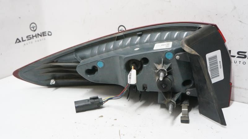 13-16 Ford Fusion SE Rear Passenger Right Side Tail Light Lamp DS73-13404-AJ OEM - Alshned Auto Parts