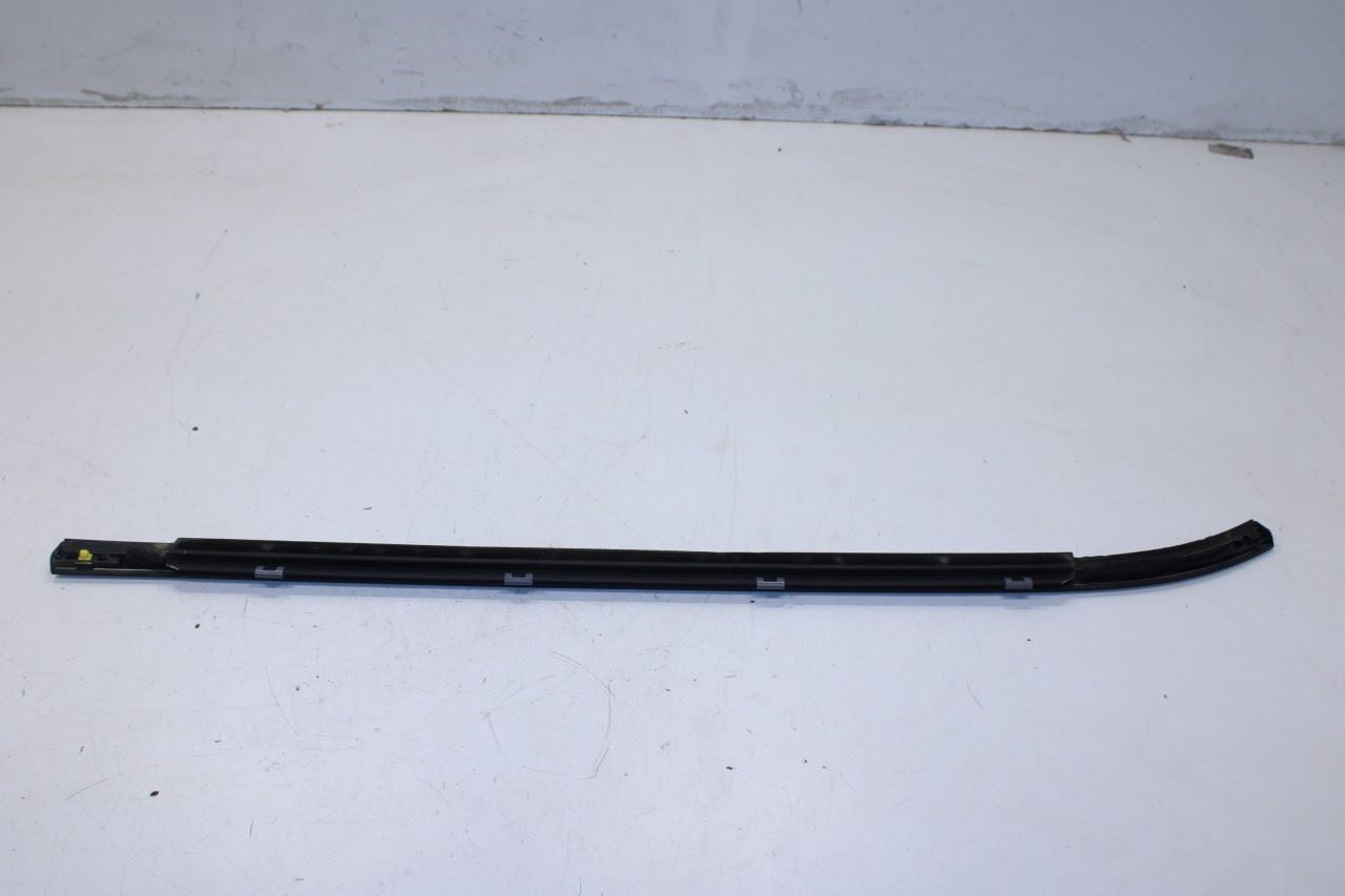 20-25 Kia Soul LX Rear Right Door Run Guide Channel w/ Belt Molding Weatherstrip - Alshned Auto Parts