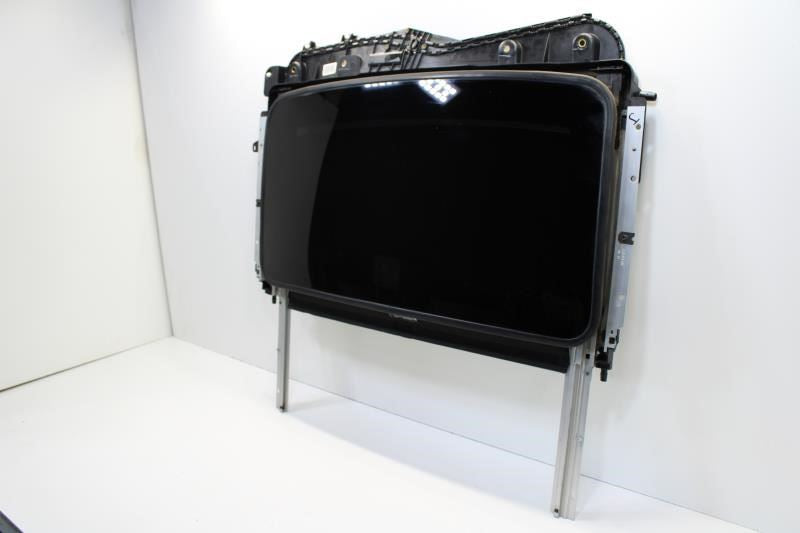 2011-2020 Toyota Sienna Sunroof Frame w Window Glass 63203-08021 OEM - Alshned Auto Parts