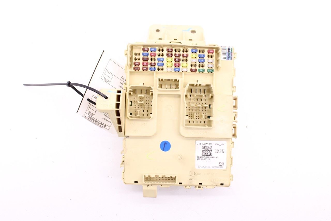 19-20 Hyundai Santa Fe SEL 2.4L Cabin Instrument Panel Fuse Relay Junction Block - Alshned Auto Parts