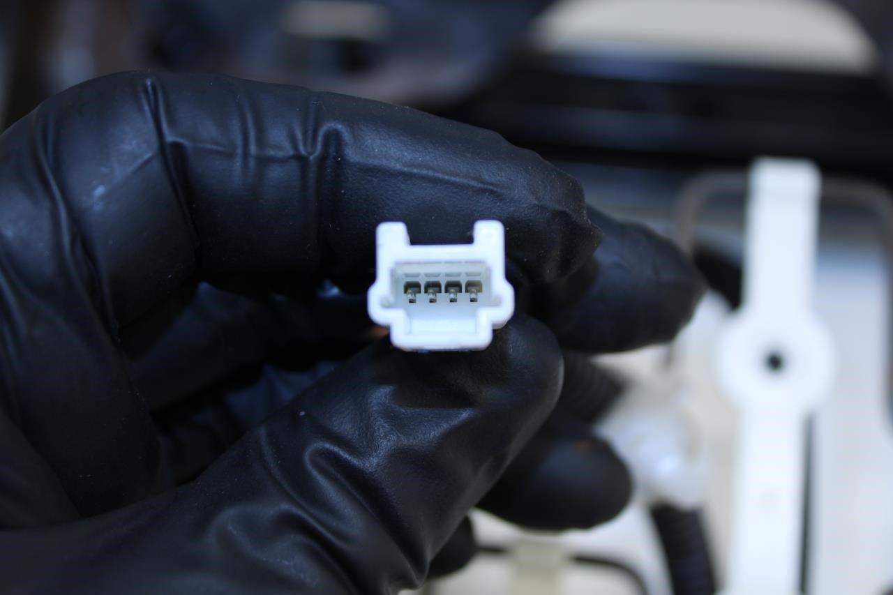 2014-20 Nissan Rogue SV Front Right Side Lower Seat Track Frame 87301-4BC0A OEM - Alshned Auto Parts