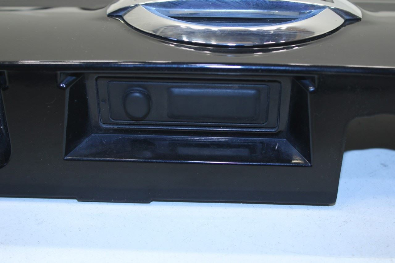2017-22 Nissan Rogue Sport SL AWD Trunk Liftgate License Lamps Finish Trim Panel - Alshned Auto Parts