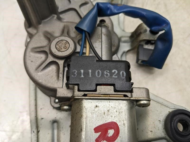 2010-2013 Kia Soul Rear Windshield Wiper Motor 98700-2K000 OEM3