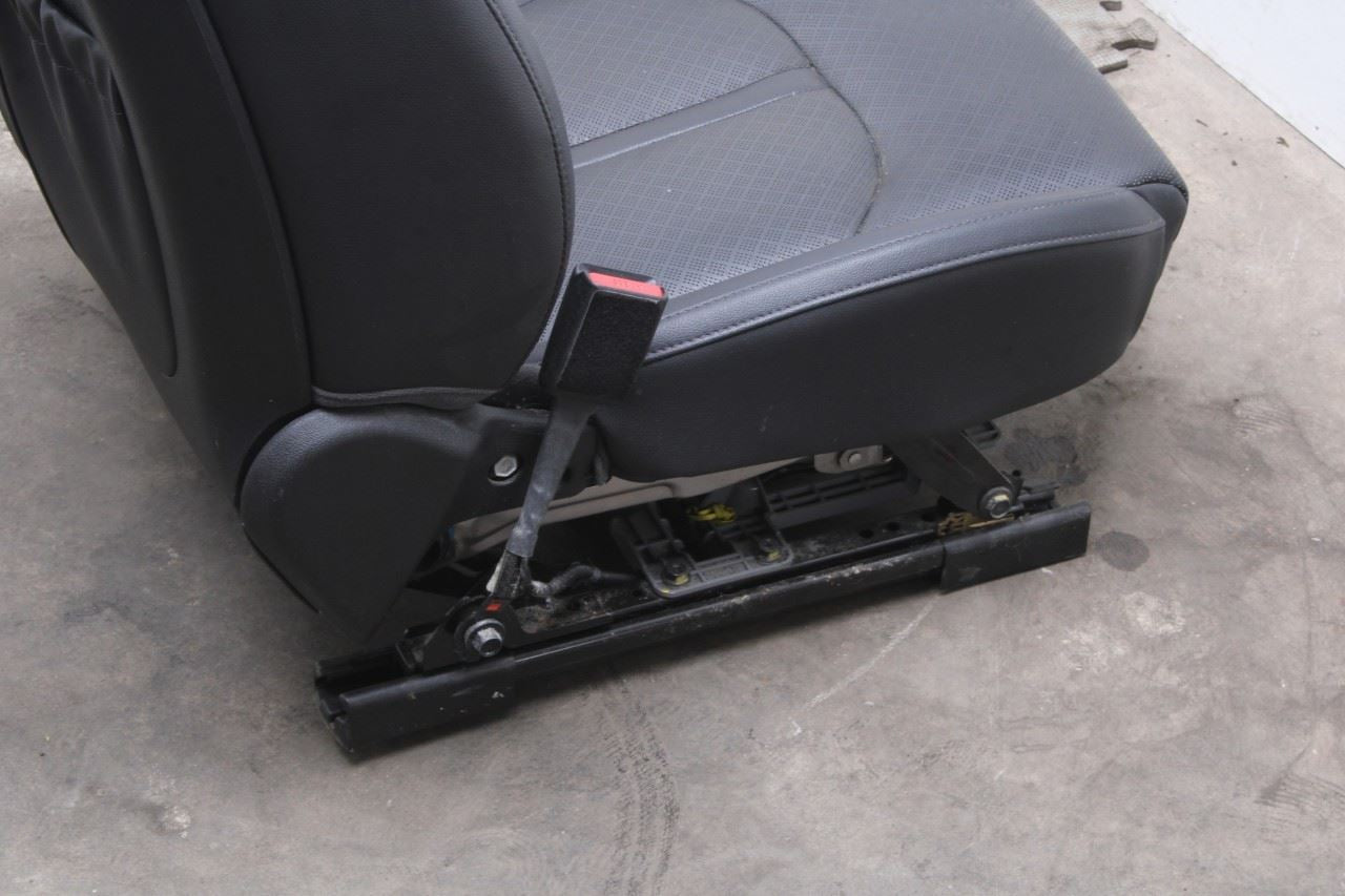 16-18 Kia Optima EX 2.4L FWD Front Driver Left Side Seat Complete 88500D5010 OEM - Alshned Auto Parts