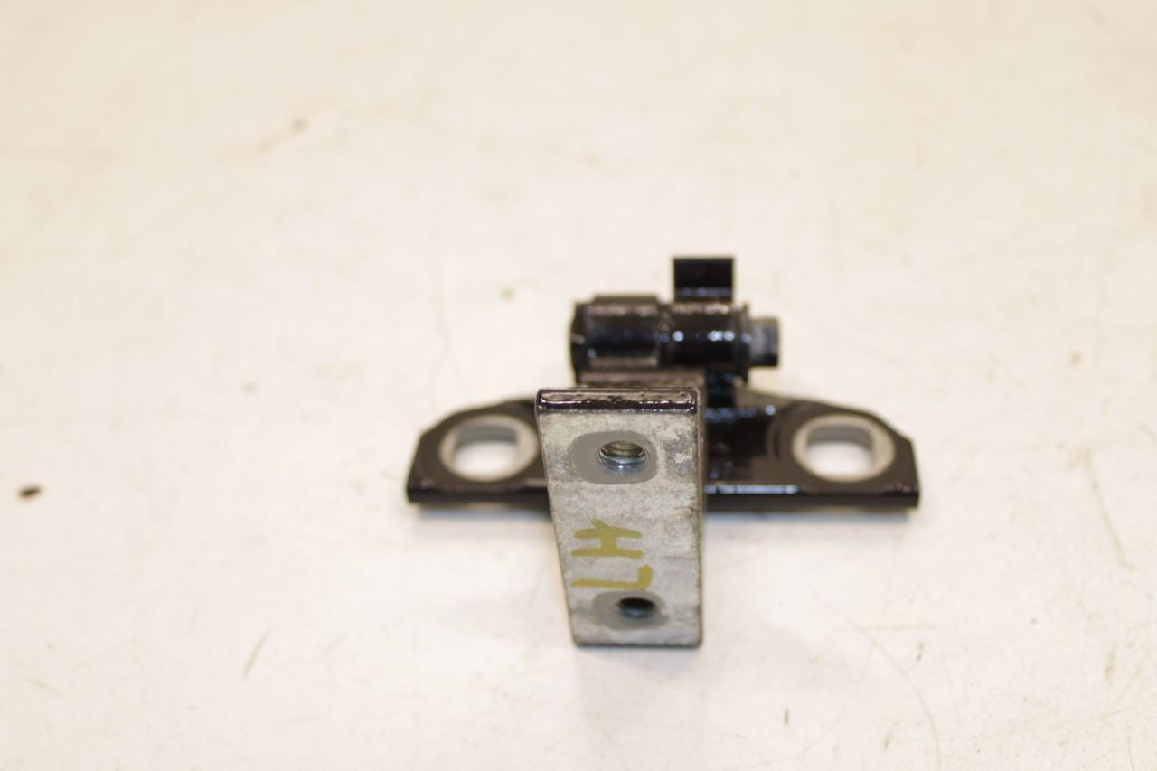 2015-18 Volvo S60 T5 Premier Rear Right Door Hinge Upper and Lower Pair 31218525 - Alshned Auto Parts