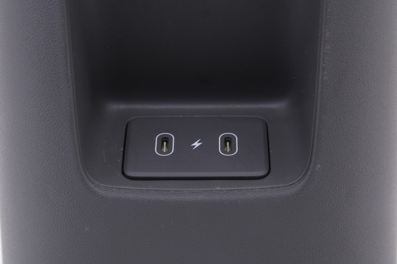 2024-2026 Hyundai Elantra SE Center Console Back Trim Panel w/ Charger USB Port2