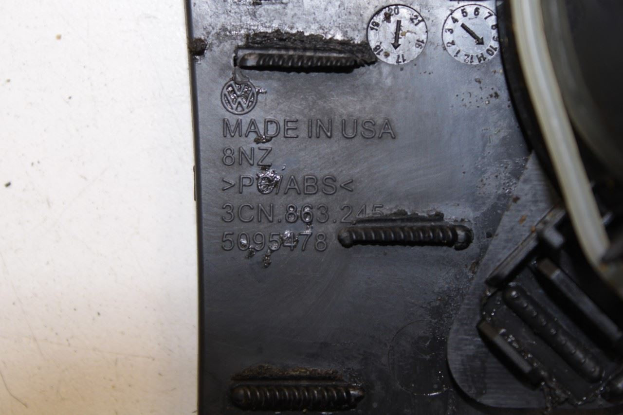 18-23 Volkswagen Atlas S 3.6L AWD Center Console Double Cup Holder 3CN-864-263-C - Alshned Auto Parts