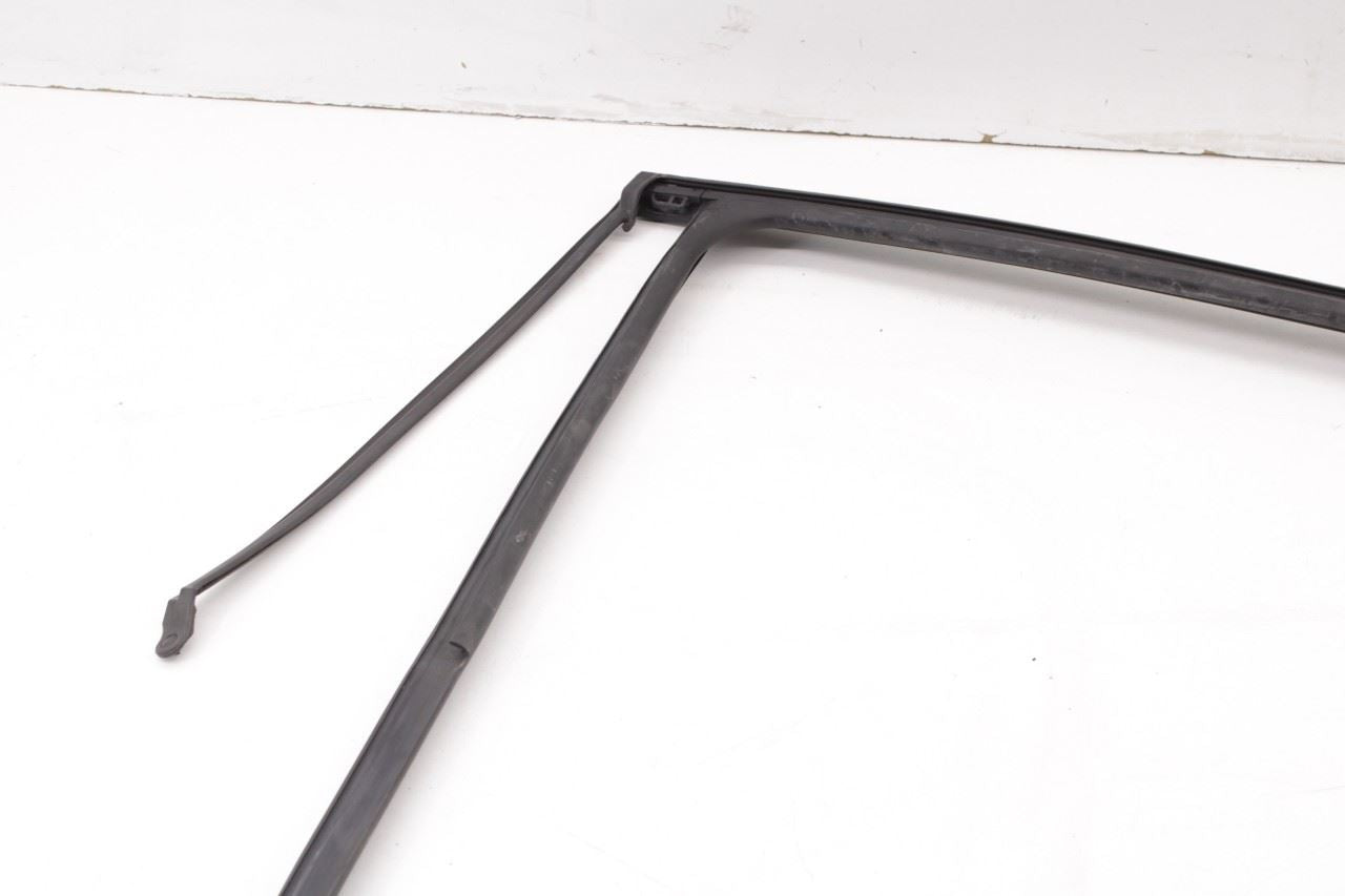 16-18 KIA Sorento EX RR RH Door Run Channel w/ Belt Outer and Inner Weatherstrip - Alshned Auto Parts
