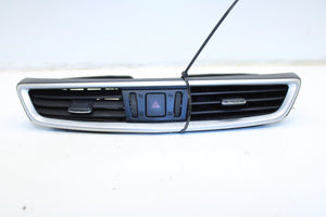 2014-2017 Nissan Rogue SV 2.5L Center Dash Air Vent w/ Hazard Switch 68750-4BA0A