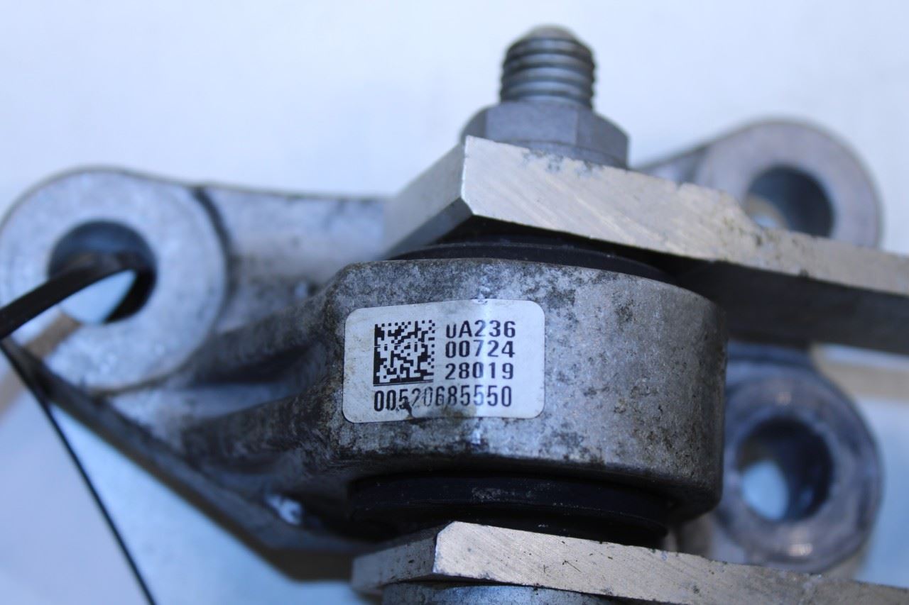 2017-2021 Jeep Renegade 2.4L FWD Engine Torque Strut Mount Bracket 68439294AA - Alshned Auto Parts