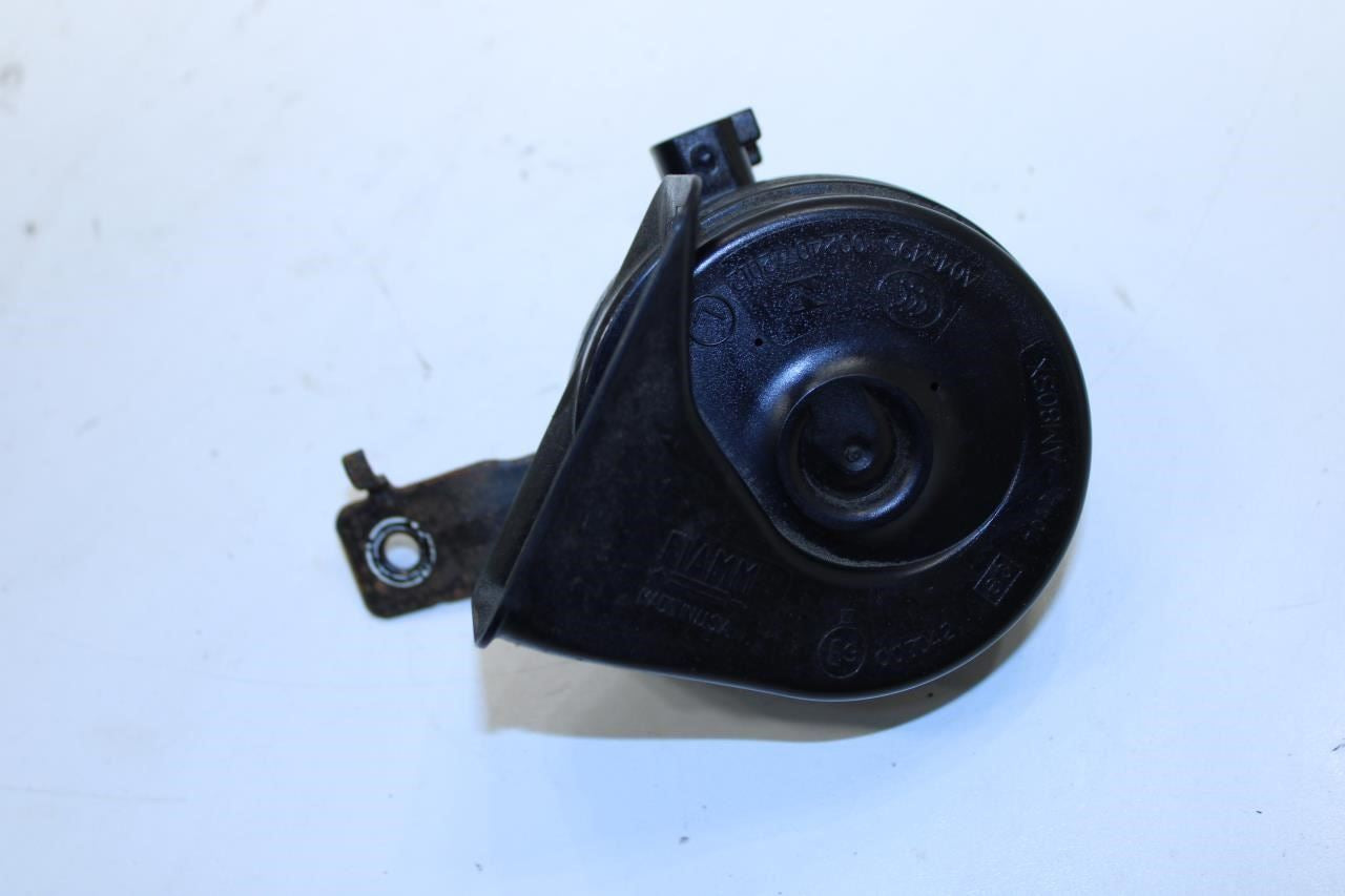 2017-2019 GMC Acadia SLT-1 High and Low Note Horn w/ Bracket 23290937 OEM - Alshned Auto Parts