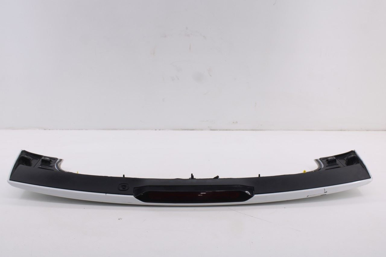 2018-2024 Chevrolet Equinox LT Rear Liftgate Upper Molding Spoiler Wing 842118534