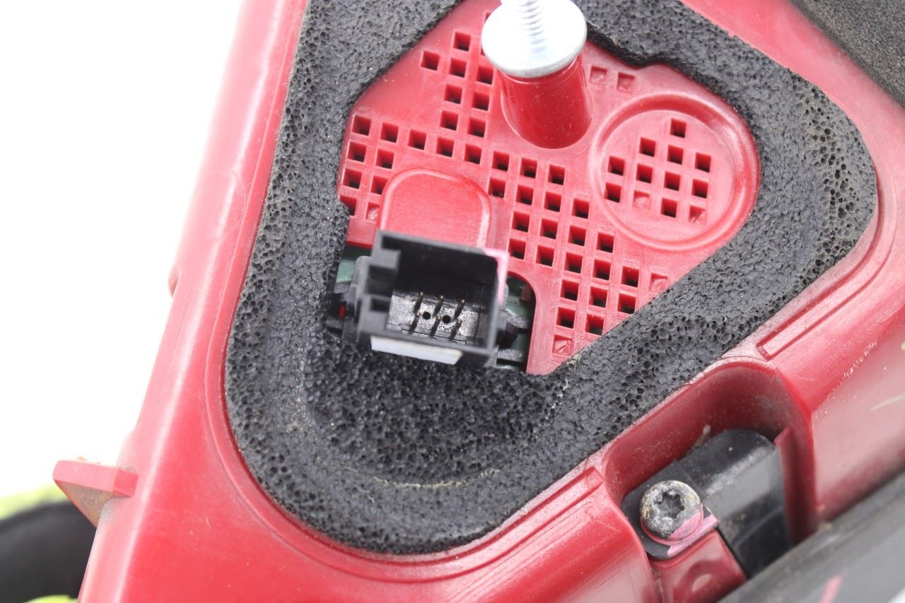 2012-2015 Audi A7 Premium Rear Left Driver Side Tail Light Lamp 4G8-945-093-A9