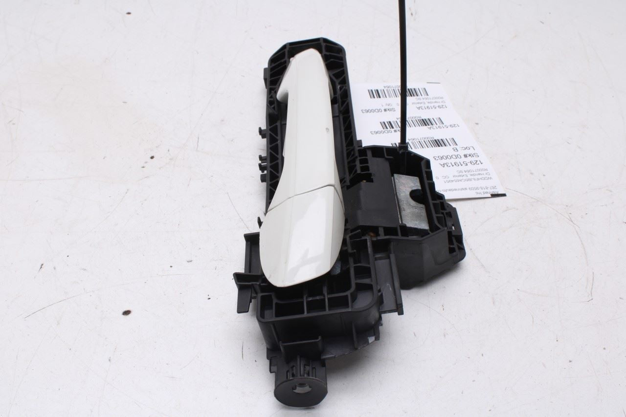 10-16 Mercedes-Benz E350 Sport 4Matic 3.5L Front Door Right Side Exterior Handle - Alshned Auto Parts