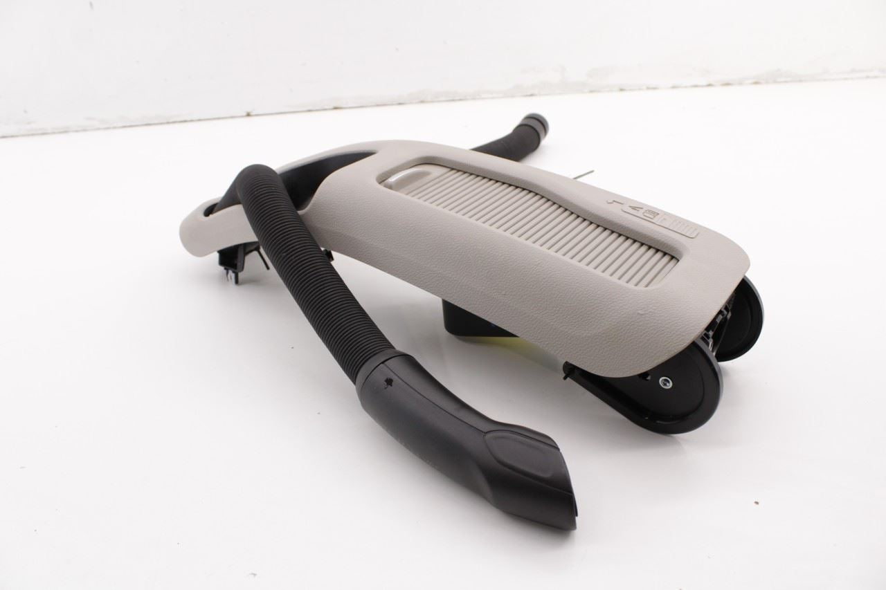 2017-20 Chrysler Pacifica Rear Left Quarter Panel Built-In Vacuum Cleaner Switch - Alshned Auto Parts