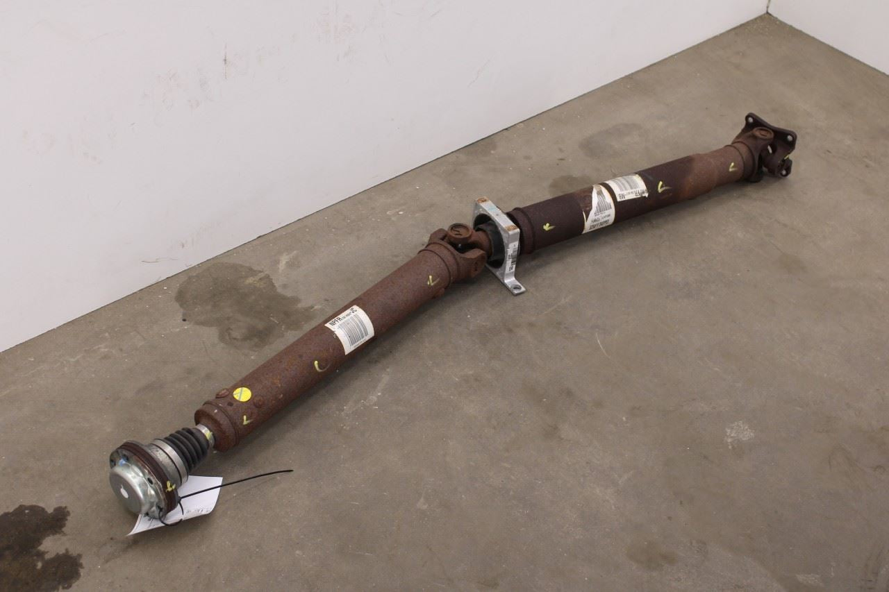 2015-17 Ford Mustang Conv V6 3.7L RWD AT Rear Drive Shaft Propeller FR3Z-4R602-Y6