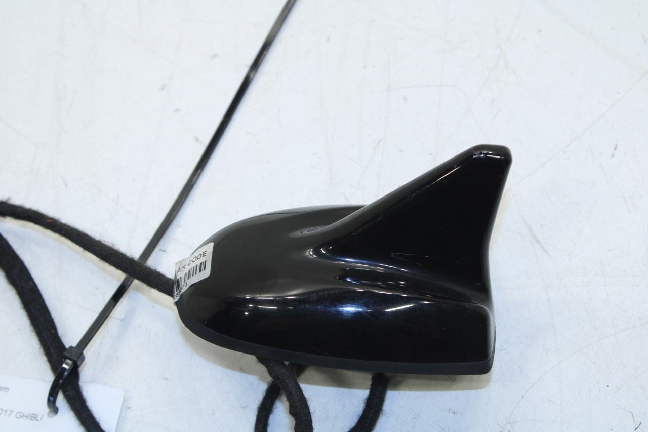 2017-2021 Maserati Ghibli Rear Roof Exterior Shark Fin Antenna 670076131 OEM - Alshned Auto Parts