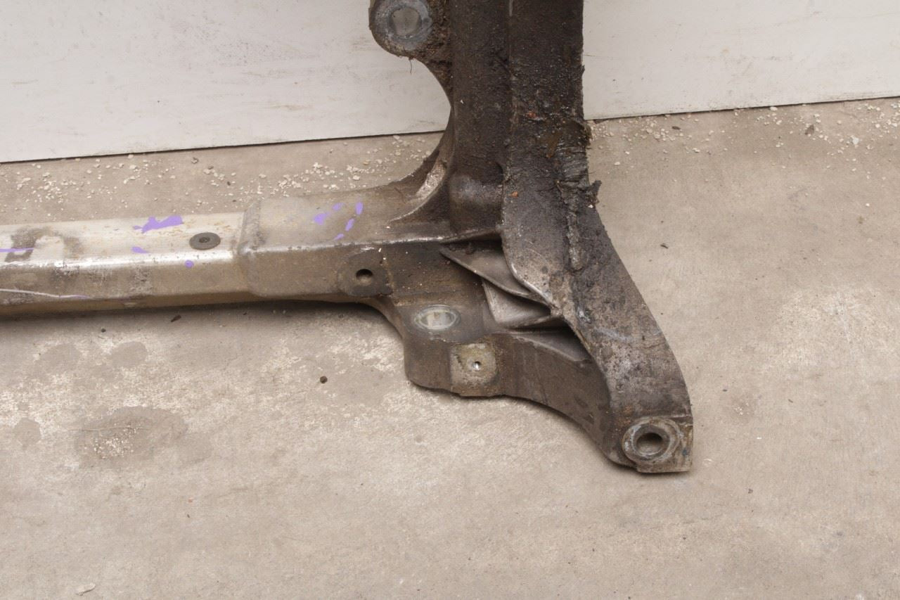 2014-21 Maserati Ghibli S Q4 AWD Front Suspension Crossmember Subframe 670006613 - Alshned Auto Parts
