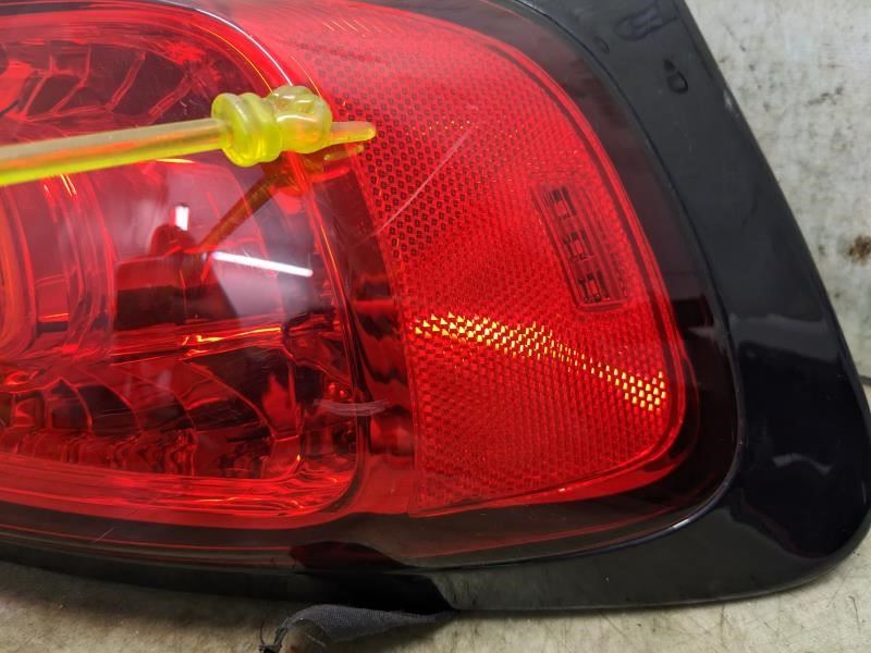 2014-2018 Jeep Cherokee Rear Right Passenger Taillight Lamp 68102906AF OEM - Alshned Auto Parts