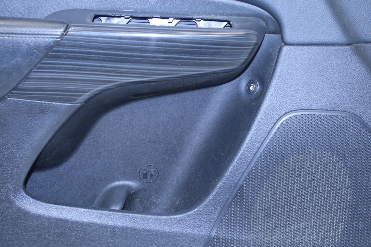 16-17 Jeep Cherokee 75th Anniversary Front Left Side Door Trim Panel 6BC601VHAC - Alshned Auto Parts