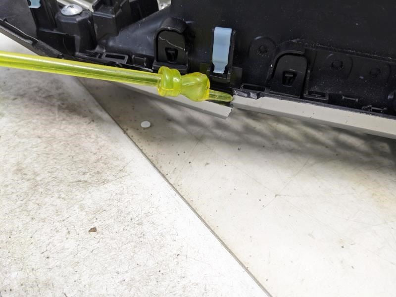 2018-20 Honda Accord Center Dash Air Vent Trim Panel 77248-TVA-A01ZA OEM *ReaD* - Alshned Auto Parts