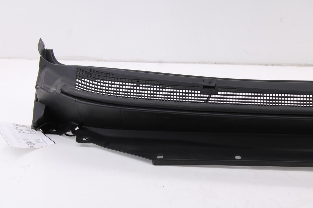 2014-2020 Infiniti QX60 Front Windshield Cowl Vent Grille Panel 66862-9NA0A OEM2
