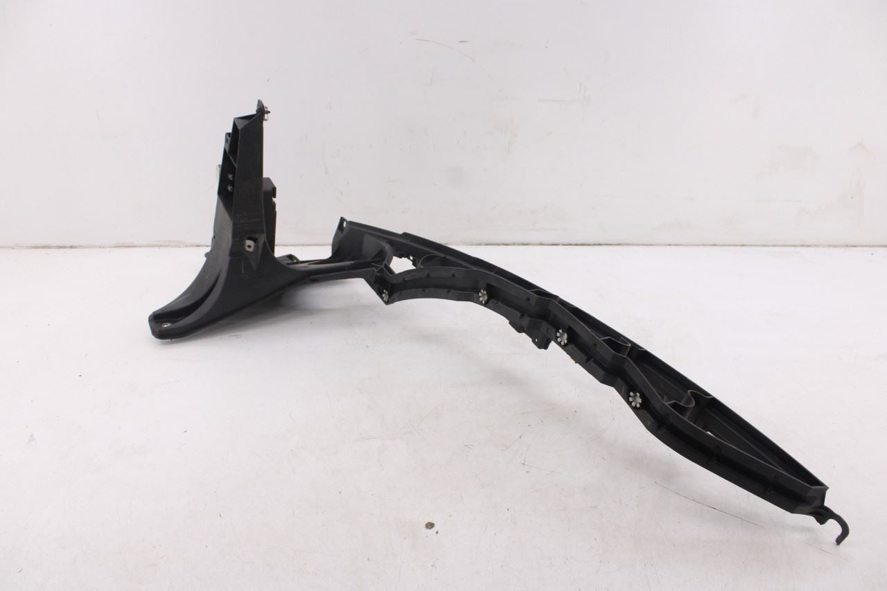 07-13 BMW X5 xDrive35i Front Fender Driver Left Side Upper Support Mount Bracket8