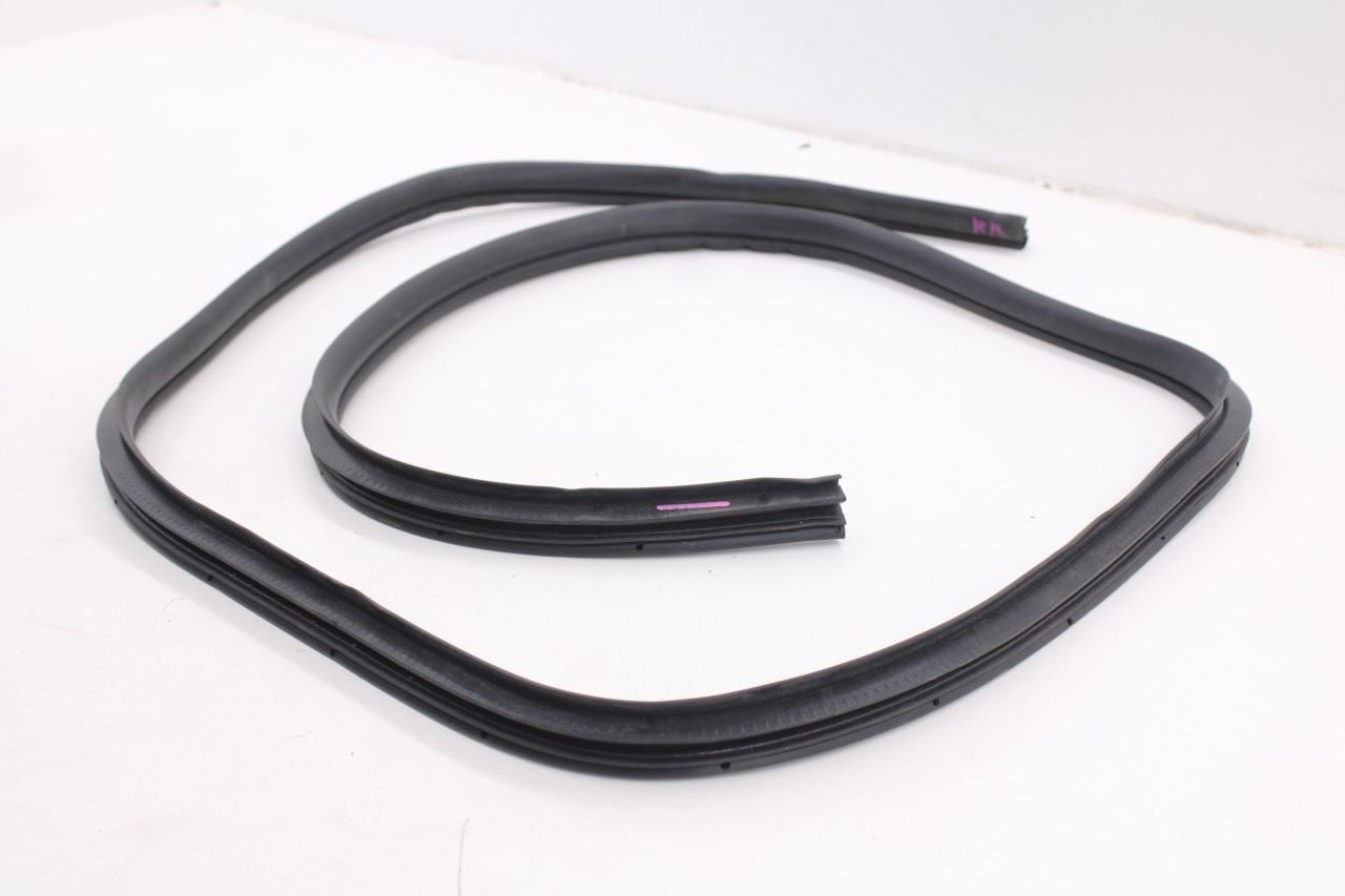 2011-25 Mitsubishi Outlander Sport SE Rear Right Side Door Weatherstrip On Body7