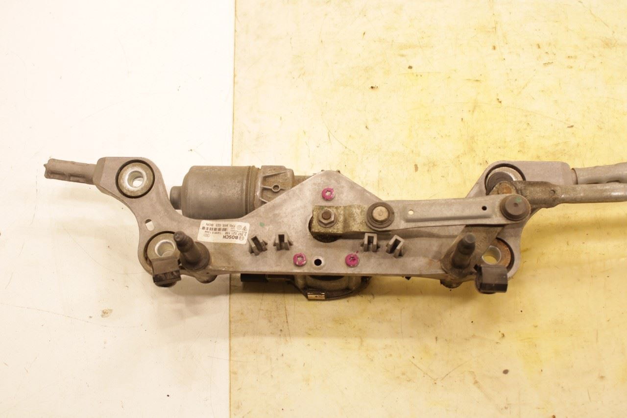 2011-2018 Porsche Cayenne Platinum Front Windshield Wiper Transmission Linkage - Alshned Auto Parts