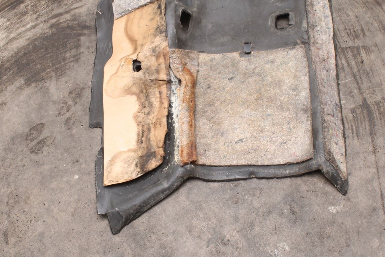 1997-2003 Chevrolet Corvette 5.7L Front Passenger Right Side Floor Carpet Liner - Alshned Auto Parts