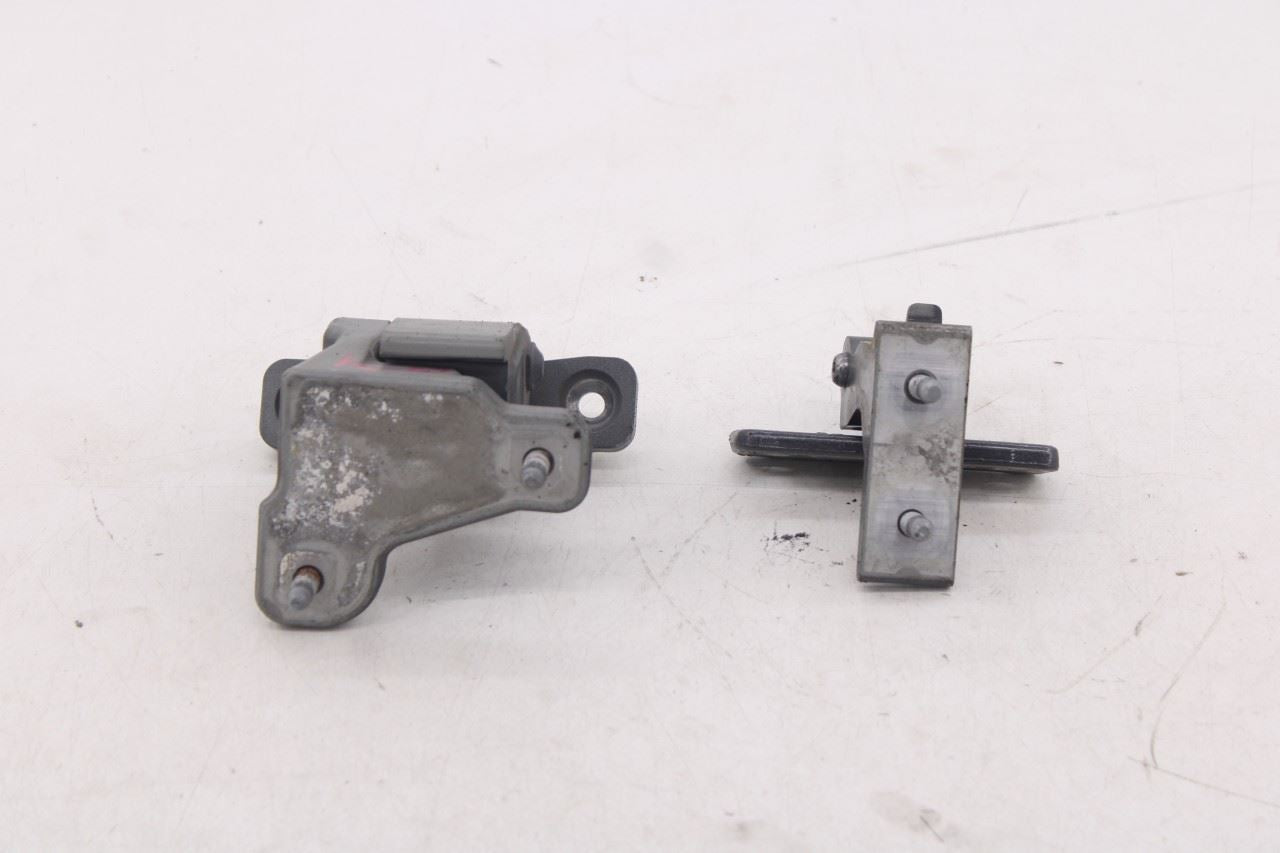 2015-2021 Mercedes-Benz C300 4Matic Front Right Side Door Hinge Upper and Lower0