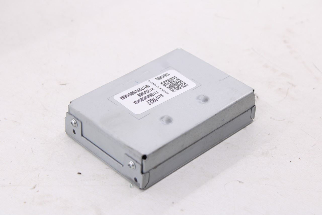 2017-2018 Chevrolet Equinox LT HMI Bypass Interface Computer Control Module OEM5