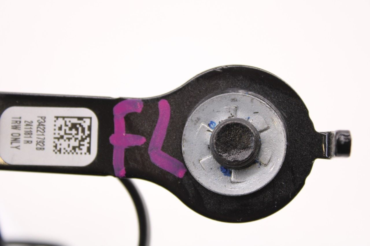 2017-2020 Lincoln MKZ Reserve 2.0L AWD Front Driver Left Side Seat Belt Buckle - Alshned Auto Parts