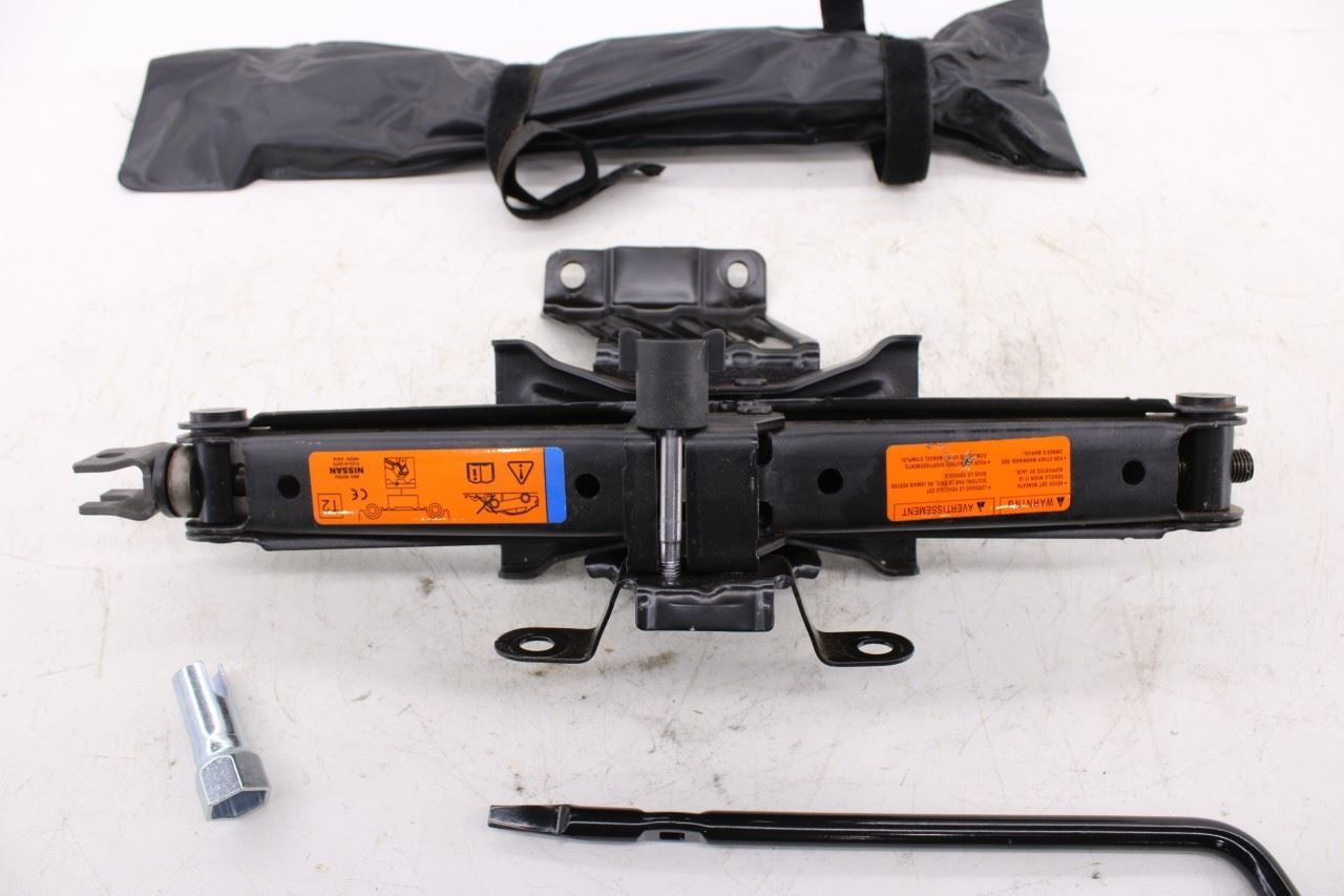 14-20 Infiniti QX60 3.5L AWD Lift Jack and Tool Kit w/ Tools Bag 99550-3JA1A OEM2