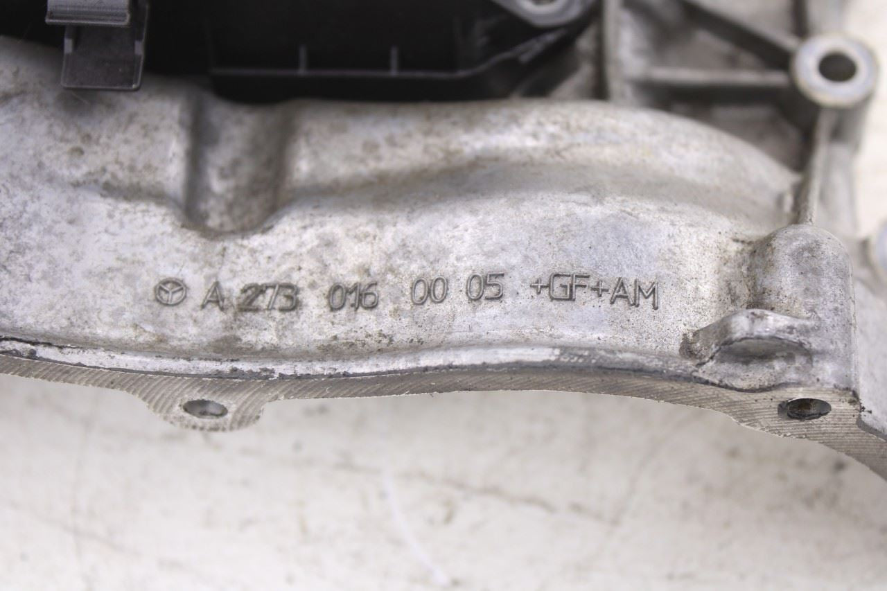 2007-2011 Mercedes-Benz S550 5.5L Left Side Engine Cylinder Head Valve Cover3