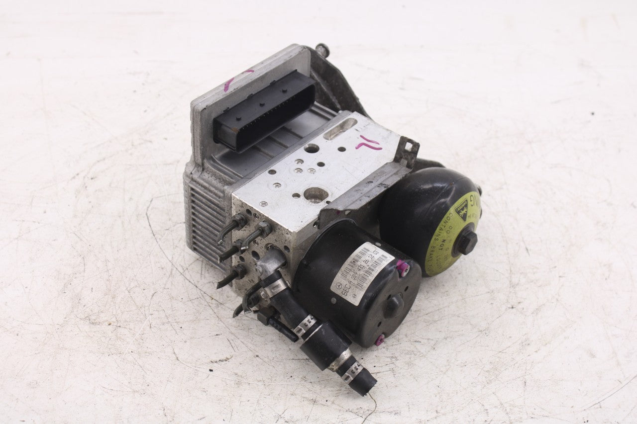 2004-2006 Mercedes-Benz E500 5.0L ABS Anti Lock Brake Pump Control Module OEM2