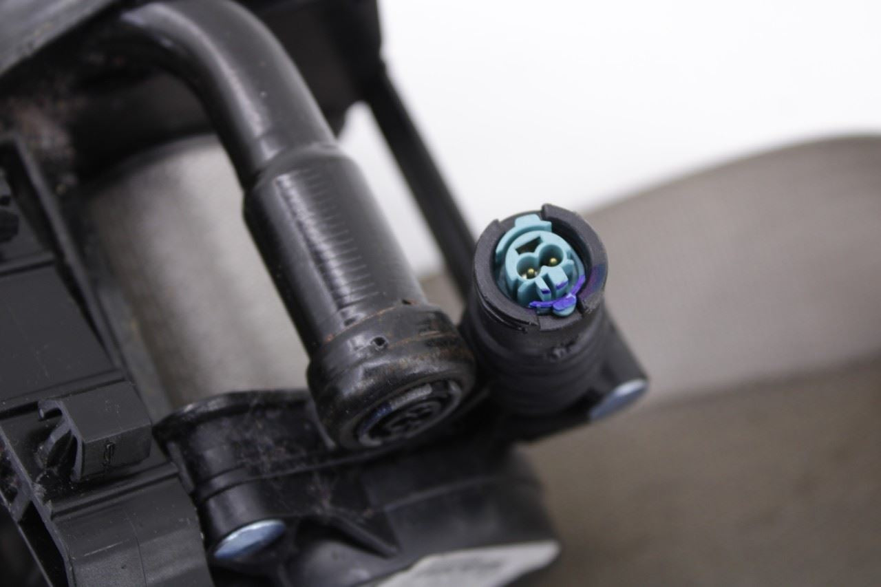 17-21 Chrysler Pacifica Limited 3.6L Front Driver Left Side Seat Belt Retractor - Alshned Auto Parts