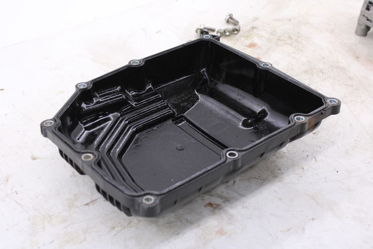 2016-2020 Toyota Sienna LE 3.5L 8-Speed Auto Transmission Valve Body w/ Oil Pan17