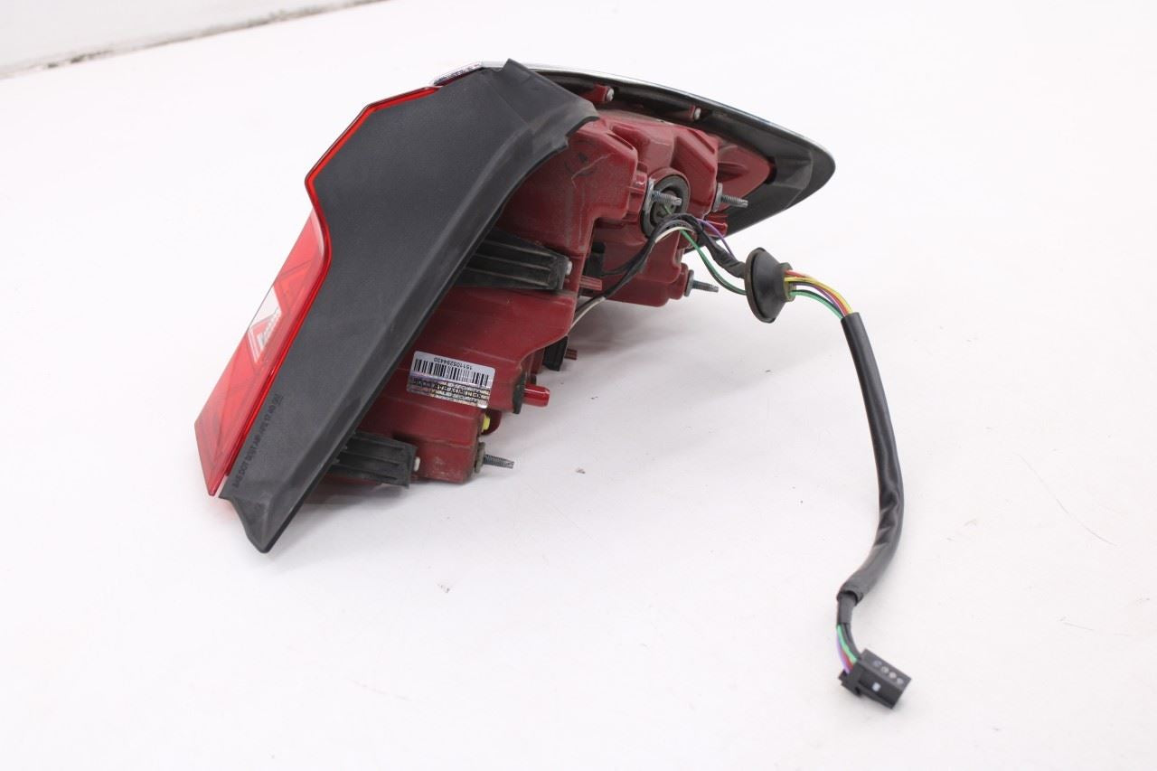 2017-2019 Buick Lacrosse Premium Rear Left Driver Side Tail Light Lamp 262530875