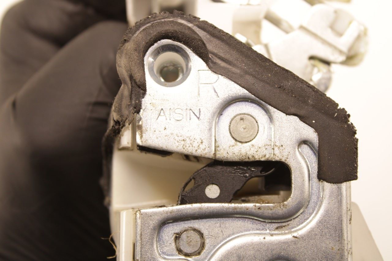 2012-2020 ISUZU NPR HD Front Right Side Door Lock Latch Actuator w/ Inner Handle - Alshned Auto Parts