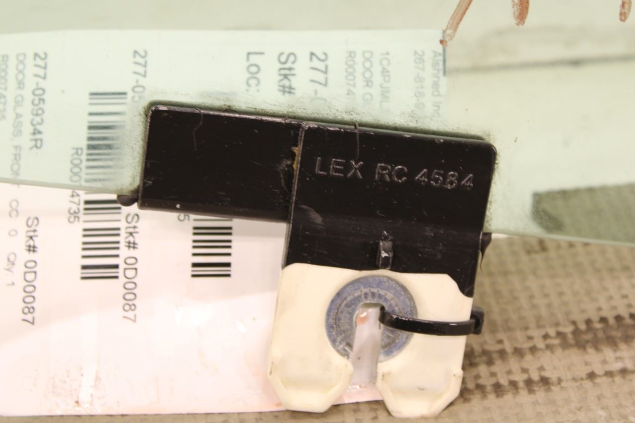 2014-2023 Jeep Cherokee Latitude Front Right Door Window Glass 68104584AD OEM - Alshned Auto Parts