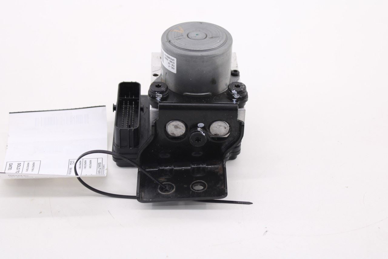 2021-2023 Hyundai Santa Fe SEL 2.5L ABS Anti Lock Brake Pump Control Module OEM3