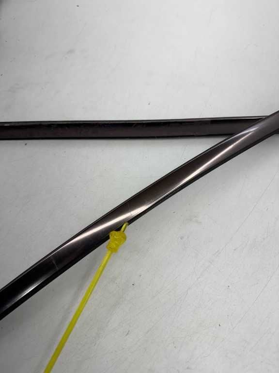2006-09 Mercedes-Benz CLK350 Front RH and LH and Top Windshield Molding Set of 310