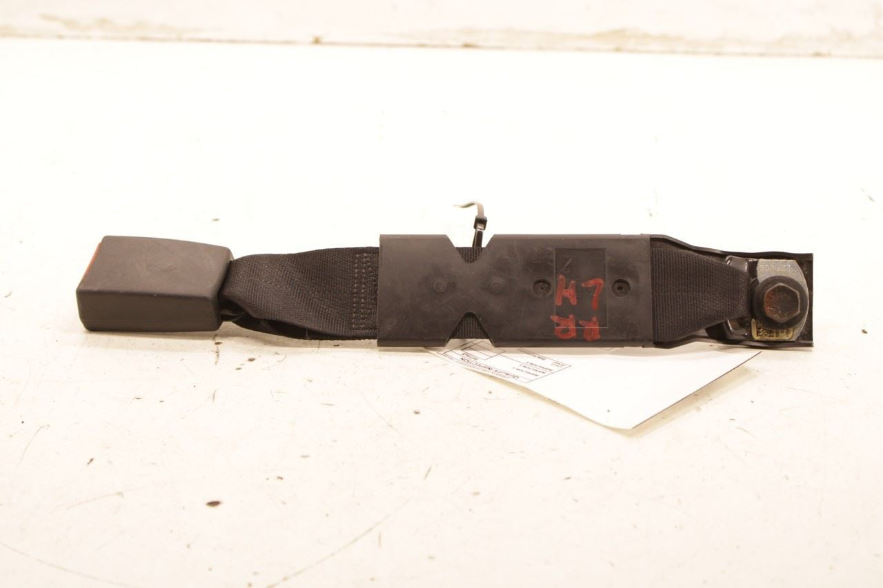 13-18 Ram 2500 Tradesman Crew Cab Rear Driver Left Side 2nd Row Seat Belt Buckle - Alshned Auto Parts