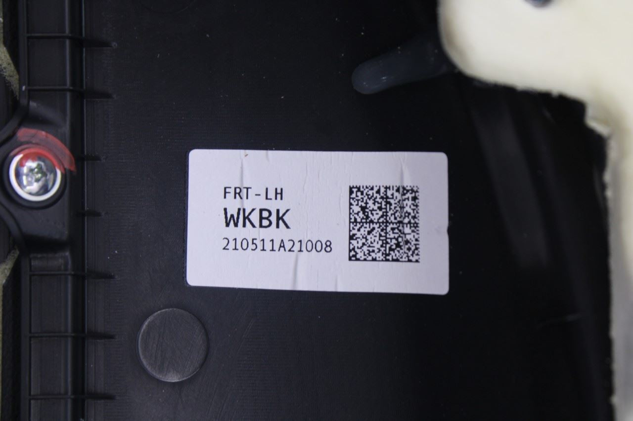 2017-2022 Kia Sportage Nightfall Front Left Side Door Trim Panel 82370-D9000 OEM15